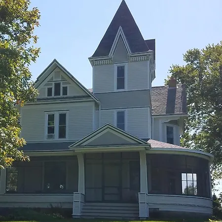 Oaklawn Inn-2